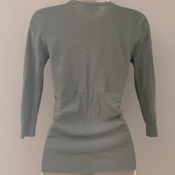 LOFT WOMANS LIGHT WEATHERED SWEATER - Picture 5 of 5